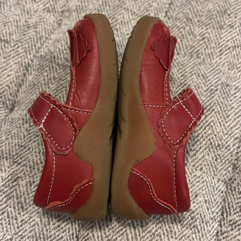 Livie & Luca size 5
